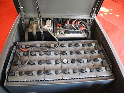 電動叉車蓄電池使用注意事項（細節問題一定要注意）